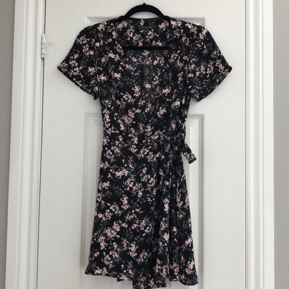DYNAMITE Floral Wrap Dress